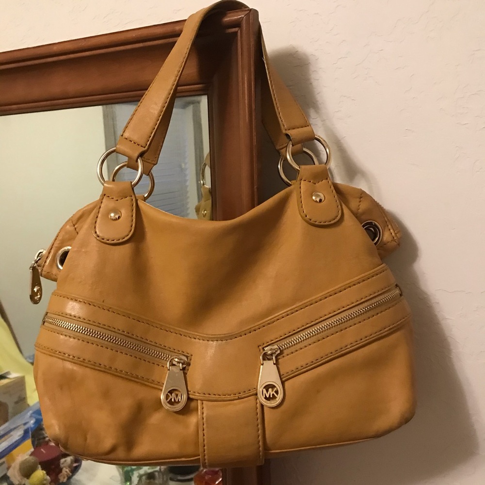 *SOLD*Michael Kors Shoulder Bag